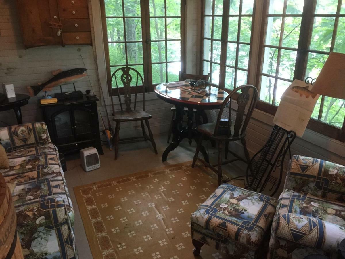 The Carriage House Flat - Downtown Paris Canada 外观 照片